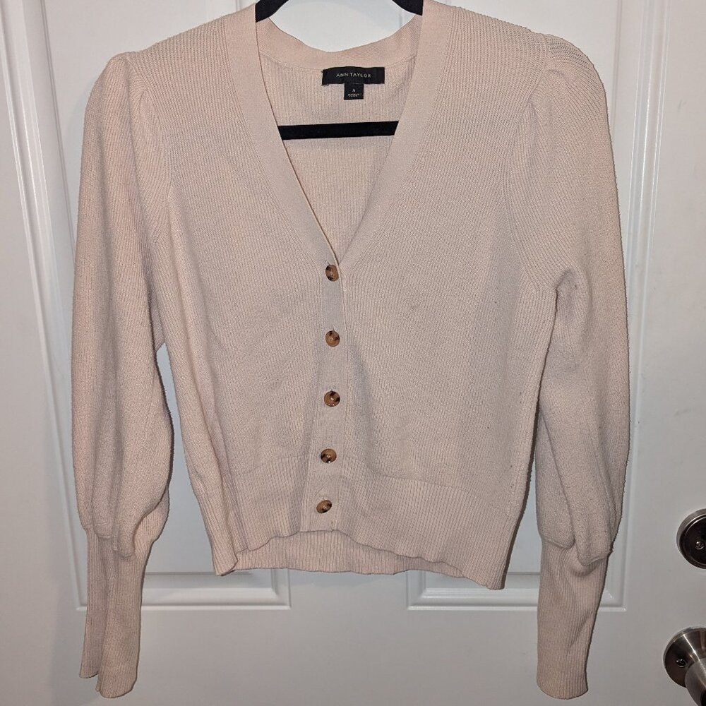 Cream Ann Taylor button-up cardigan